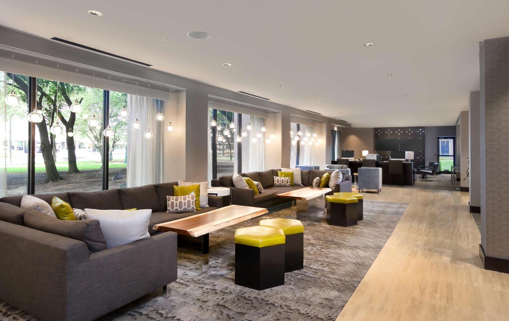 Doubletree By Hilton Hotel & Suites Houston By The Galleria Exterior photo