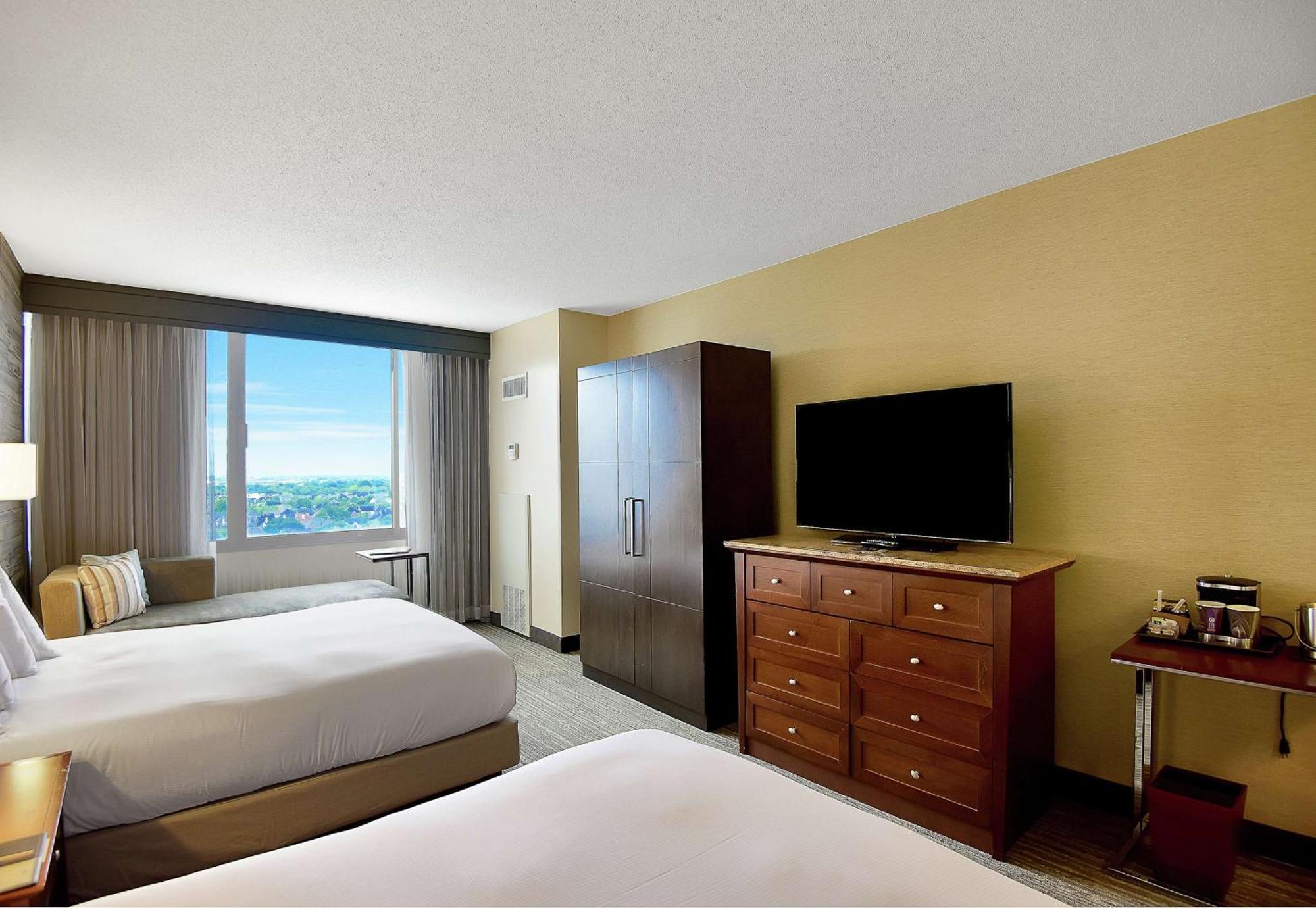 Doubletree By Hilton Hotel & Suites Houston By The Galleria Exterior photo