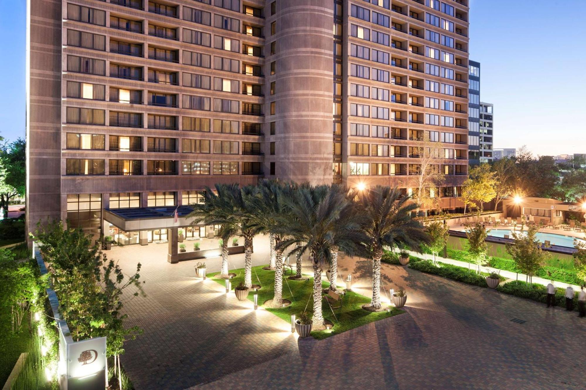 Doubletree By Hilton Hotel & Suites Houston By The Galleria Exterior photo