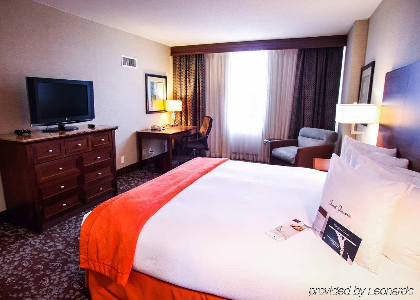 Doubletree By Hilton Hotel & Suites Houston By The Galleria Exterior photo