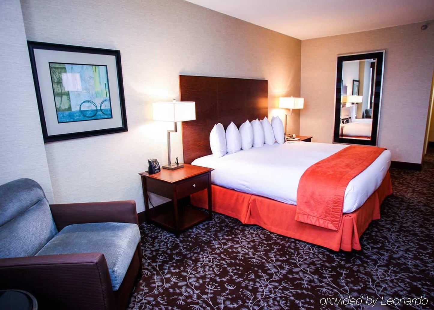 Doubletree By Hilton Hotel & Suites Houston By The Galleria Exterior photo