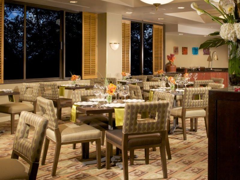 Doubletree By Hilton Hotel & Suites Houston By The Galleria Exterior photo