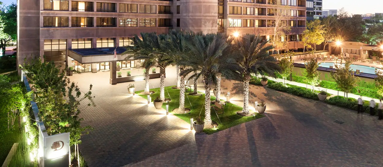 Doubletree By Hilton Hotel & Suites Houston By The Galleria Exterior photo