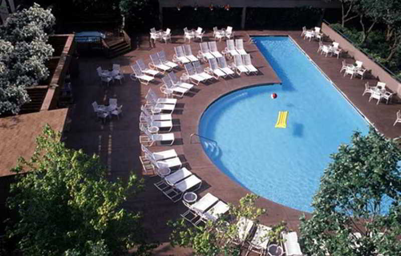 Doubletree By Hilton Hotel & Suites Houston By The Galleria Facilities photo